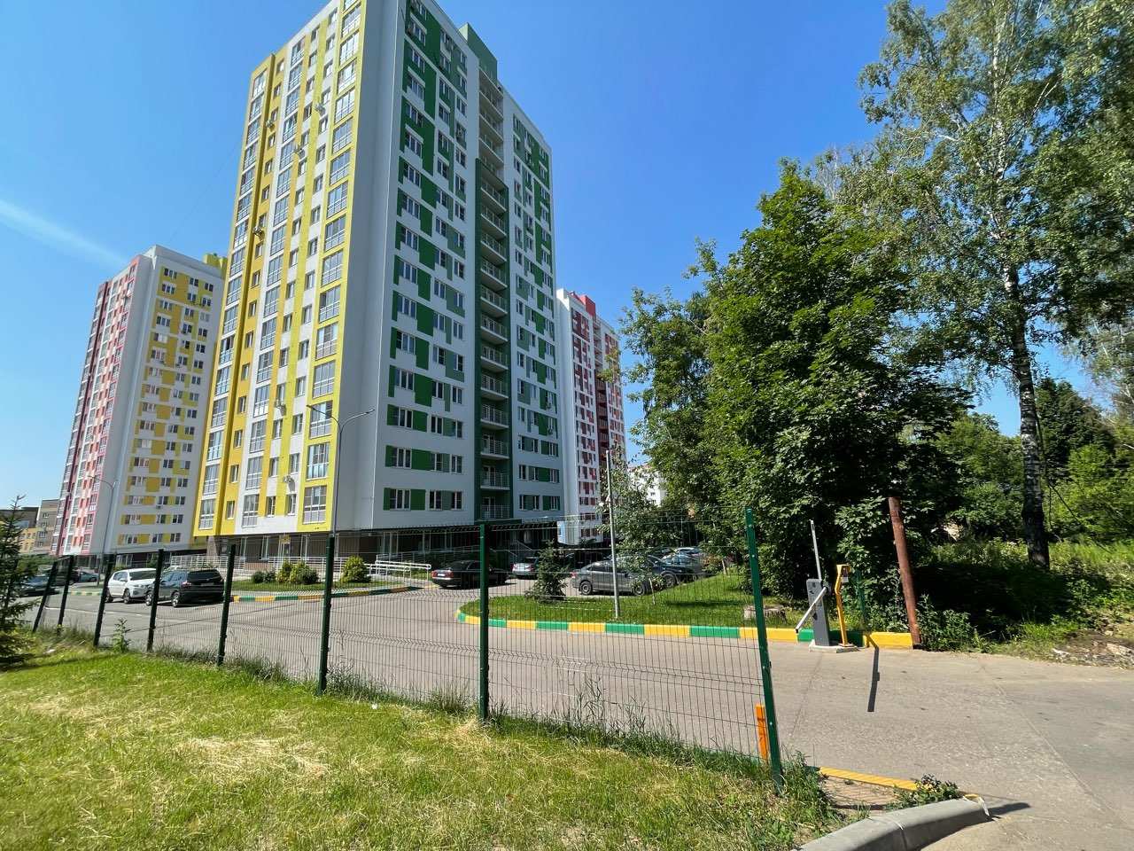 Ввод жилья в России вырос на 21% в 2023 году  - фото 1