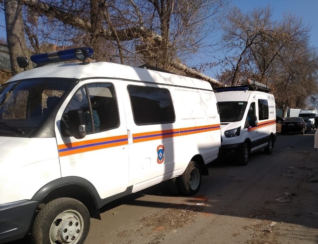 В Самаре рухнула стена жилого дома на улице Садовой