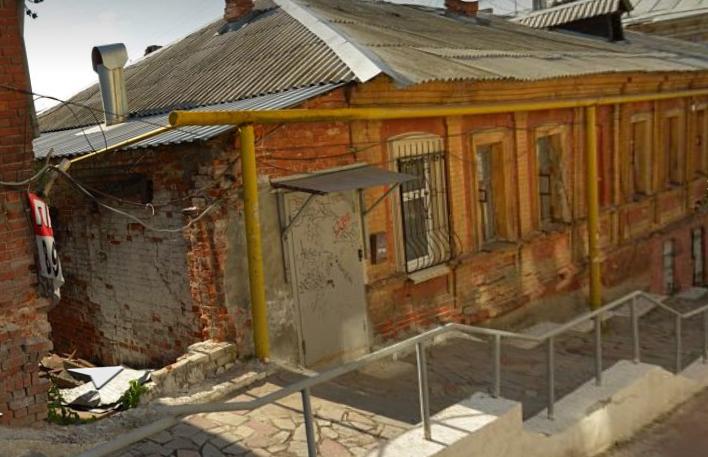 Аварийный дом в переулке Вахитова изымают для реконструкции в Нижнем Новгороде 