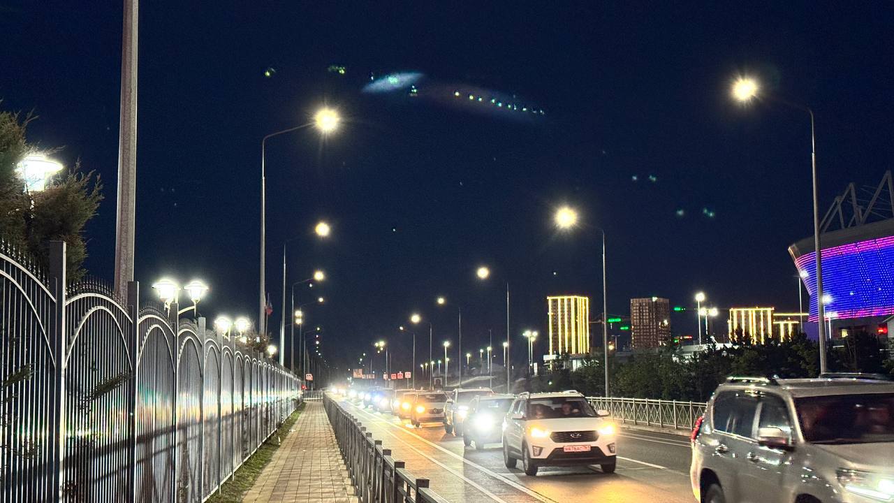 В Ростове завершили первый этап восстановления освещения на ул.Левобережной - фото 1