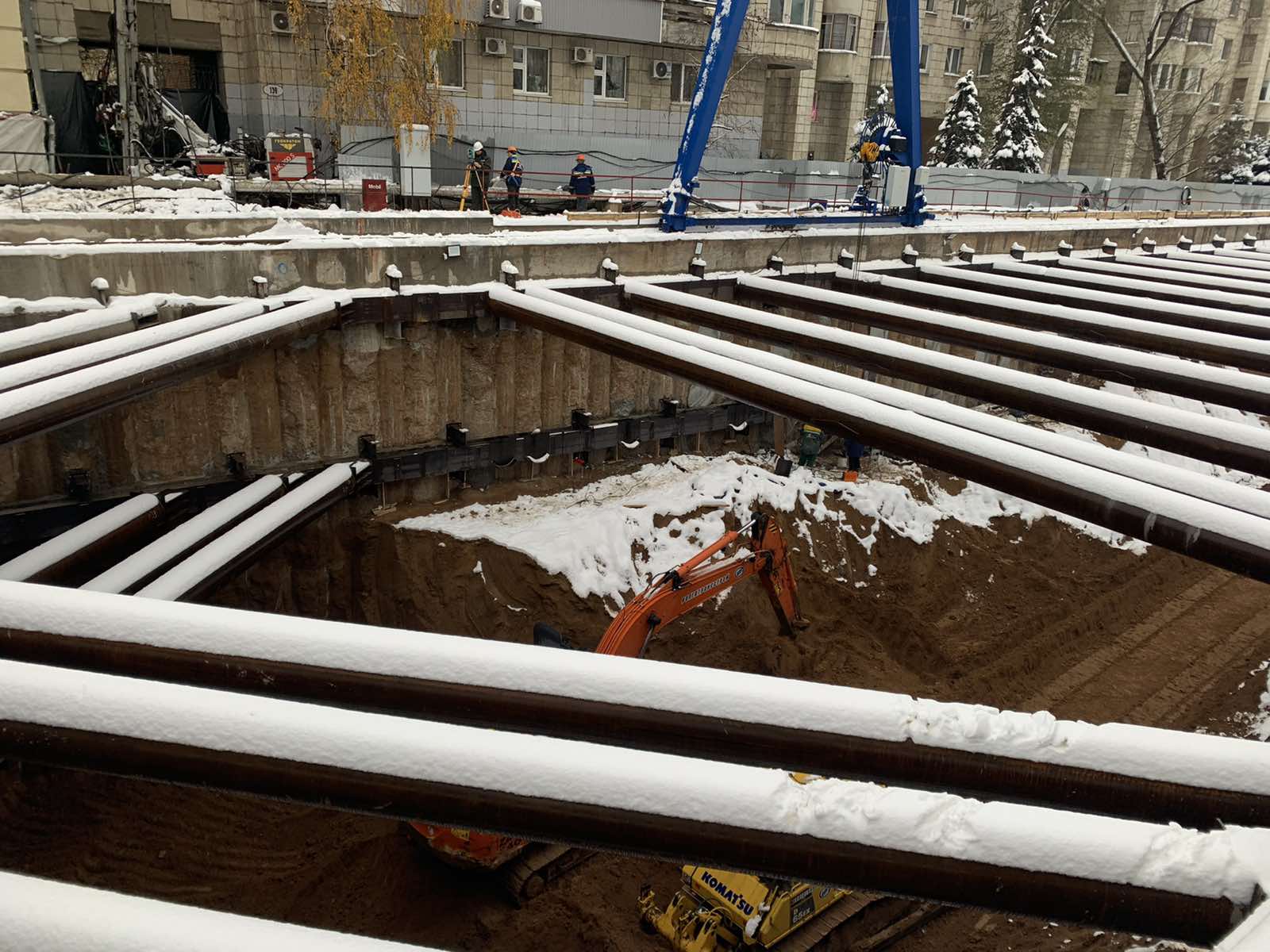 Более половины котлована для прокладки метро выкопали на улице Галактионовской в Самаре - фото 3