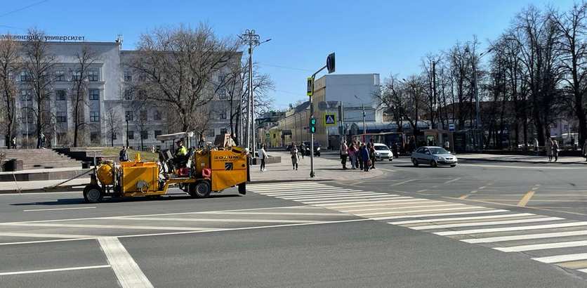 Разметку начали обновлять на дорогах Нижнего Новгорода - фото 1